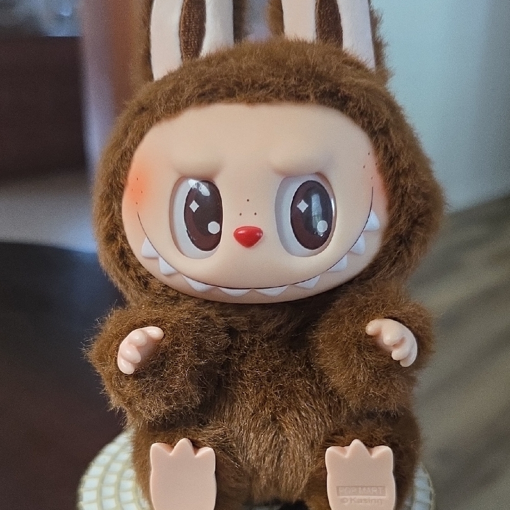 Lalabubu Have A Seat SECRET Dark Brown Duo Duo Aunthentic Comes with Hard Case